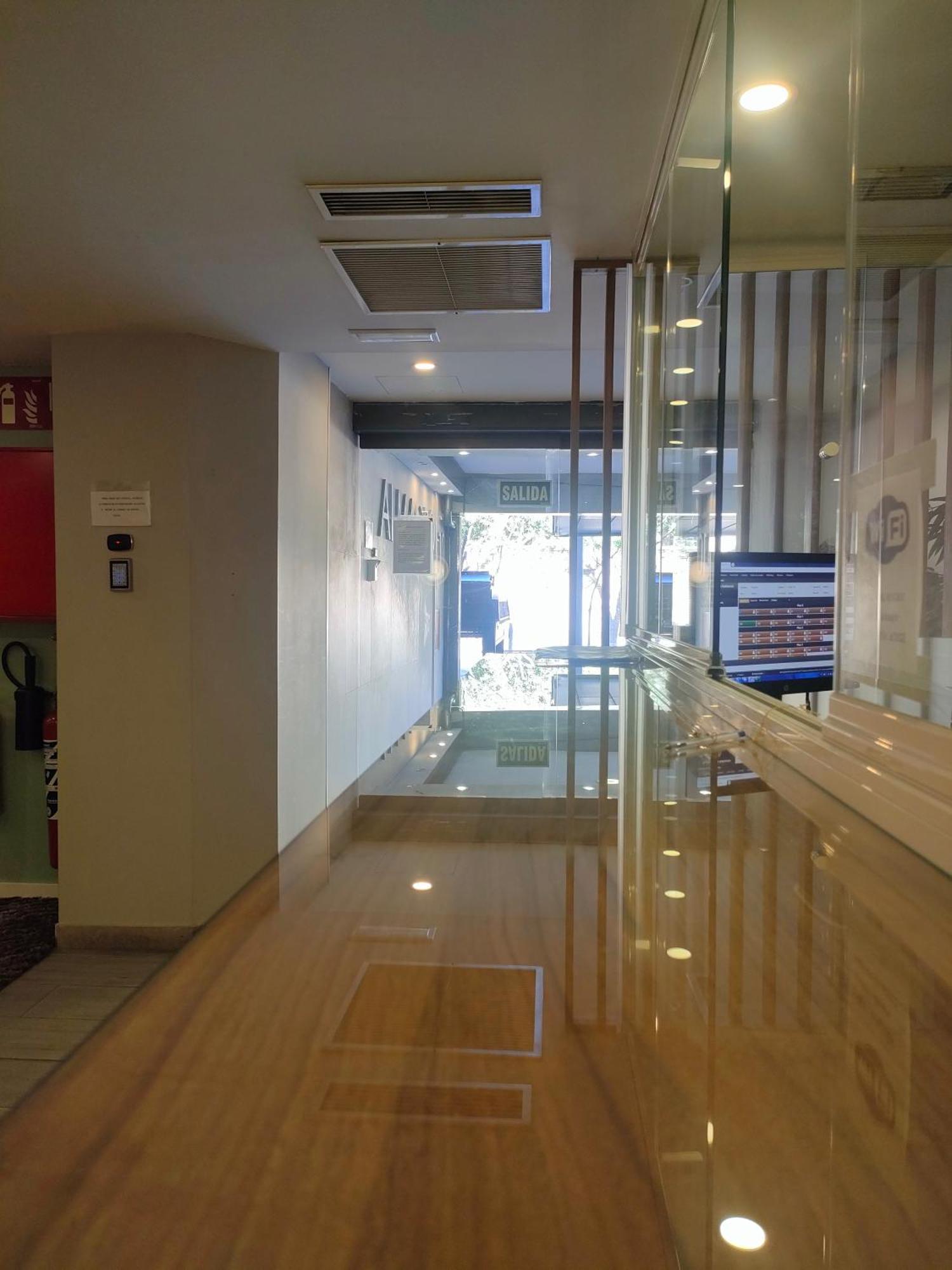 Boutique Urban Madrid Genovaアパートホテル エクステリア 写真