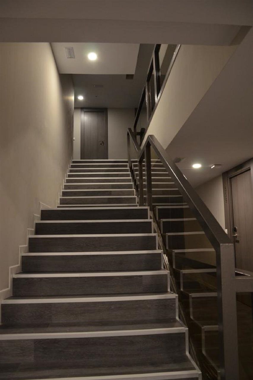 Boutique Urban Madrid Genovaアパートホテル エクステリア 写真